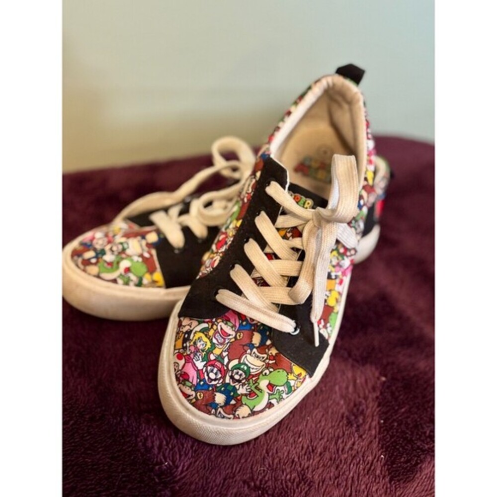 Ground Up Super Mario Bros Kids Sneakers Low Top All Over Print Shoes Size 4